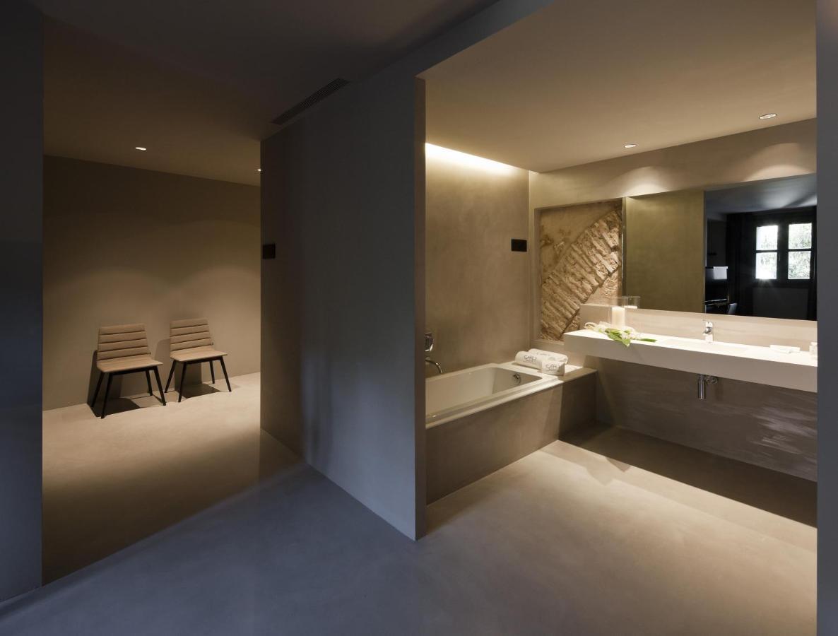Caro Hotel Valencia Luaran gambar Bathroom